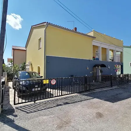 Plaza Apartment Fažana